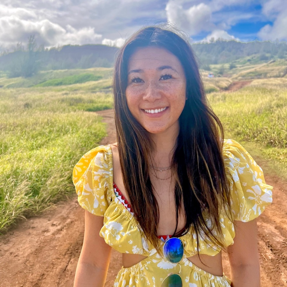 Meet your Posher, Emily